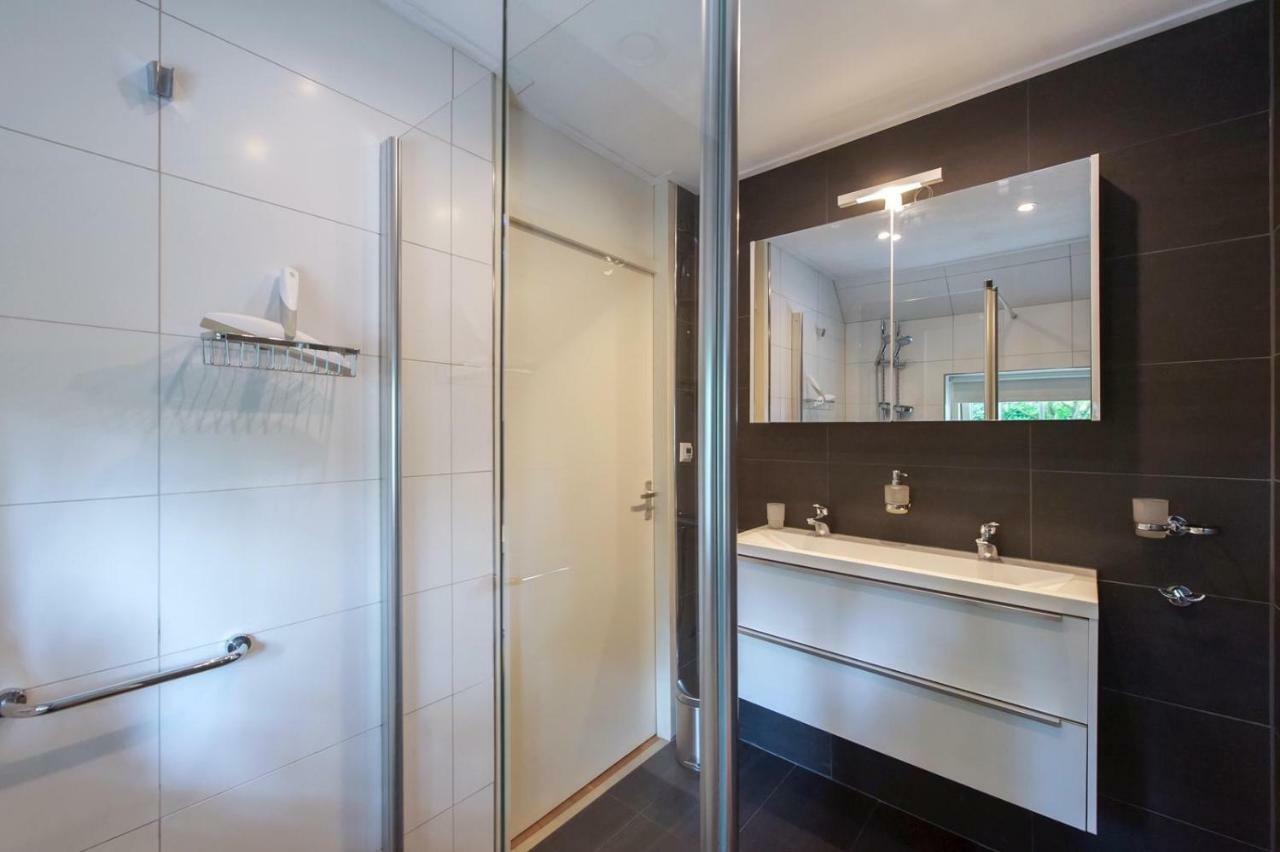 Vakantiehuis Villa 63 Heel Экстерьер фото